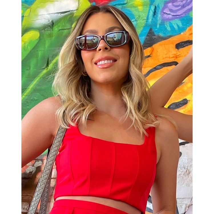 Cropped-Vermelho-M3824021