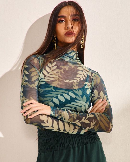 Blusa-Tule-Folhagem