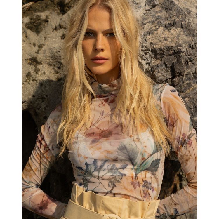Blusa-Tule-Aquarela-Flower